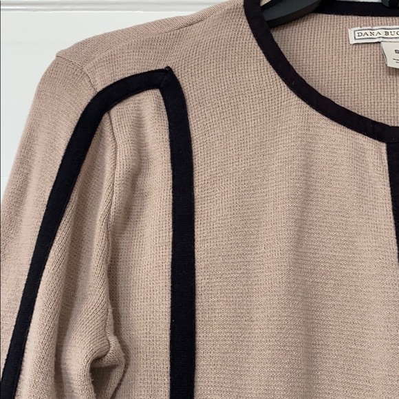 Dana Buchman beige sweater with black accent, S - Picture 3 of 7